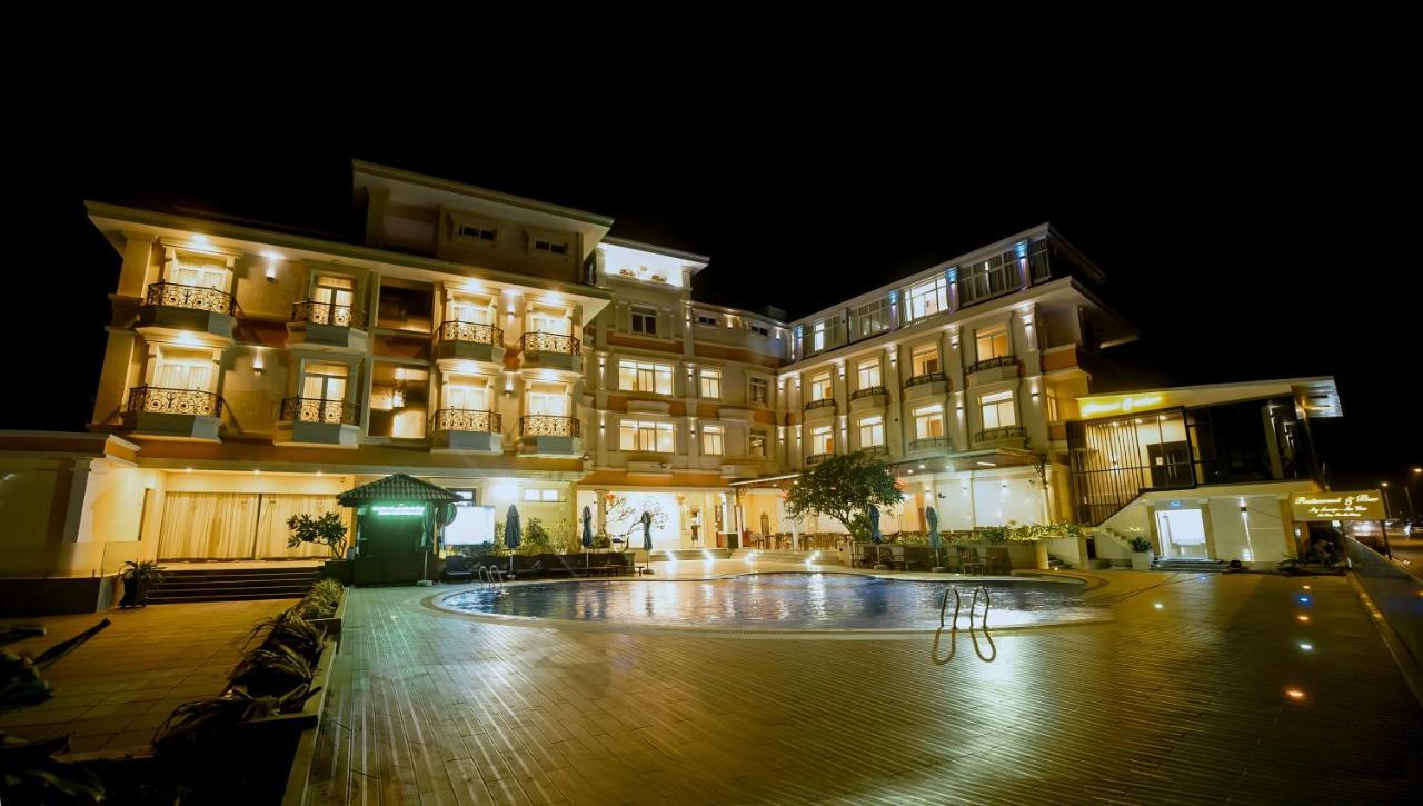 Bella Vita Hotel Long Hai Exterior photo